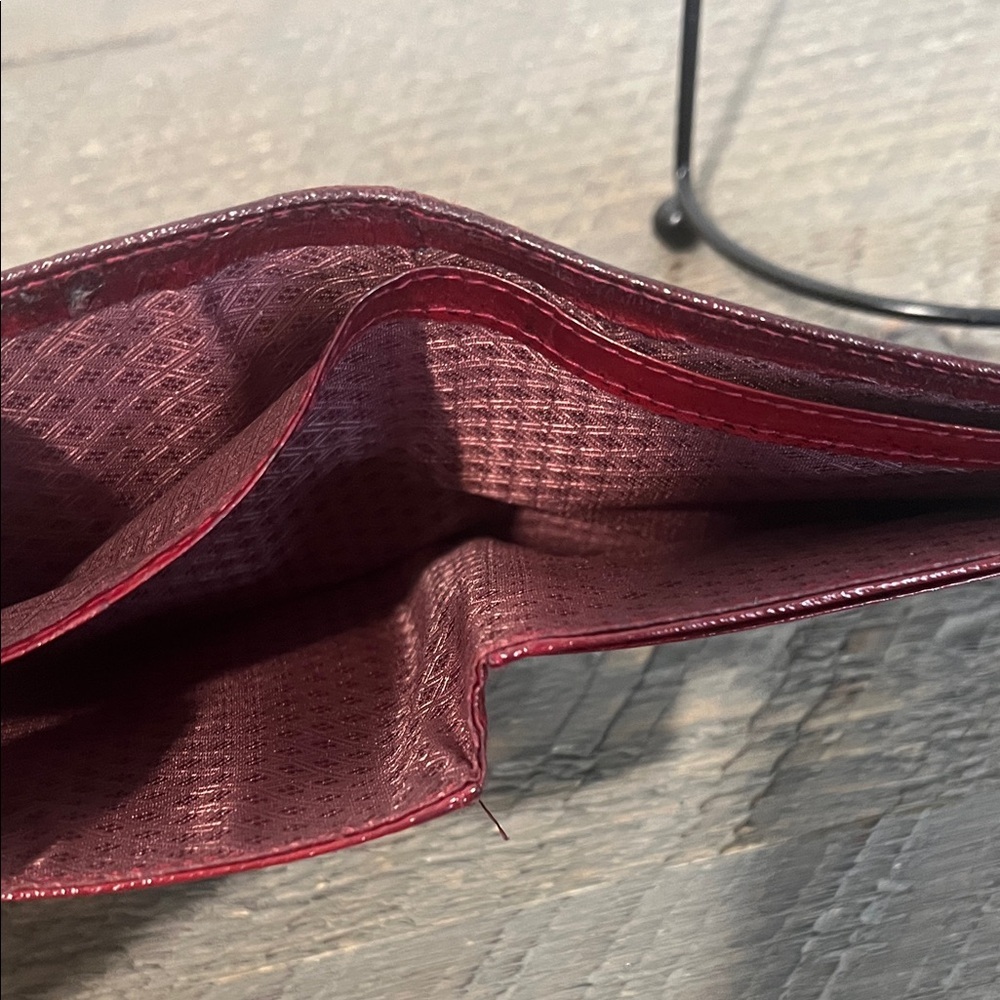 Vintage Elegant Red Leather Wallet - Picture 6 of 8